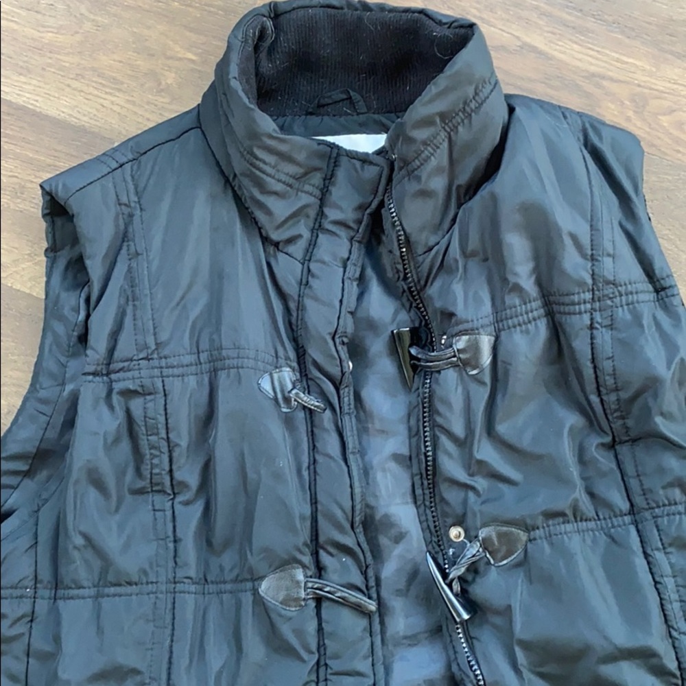 Vest - Picture 2 of 2